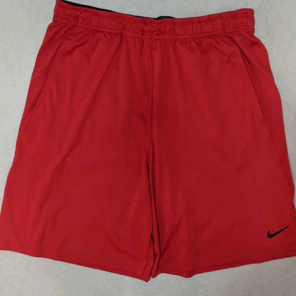 NIKE Dry fit training short.
